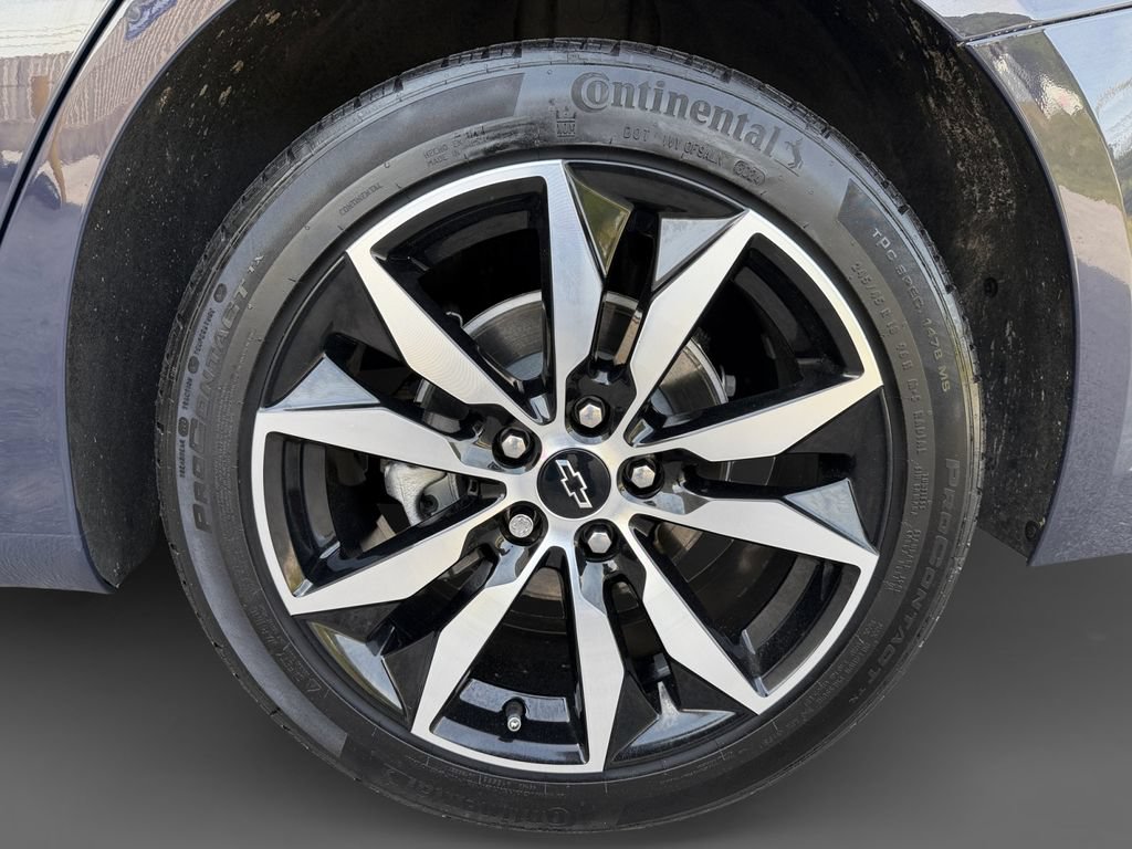 Used 2025 Chevrolet Malibu RS FWD image 11