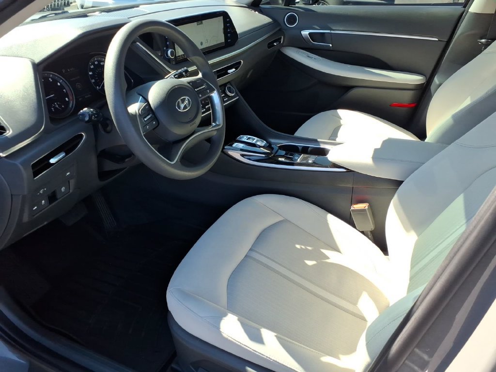 Used 2023 Hyundai Sonata SEL w/ Preferred Accessory Package FWD image 13