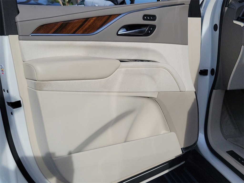 Used 2024 Cadillac Escalade Sport Platinum image 23