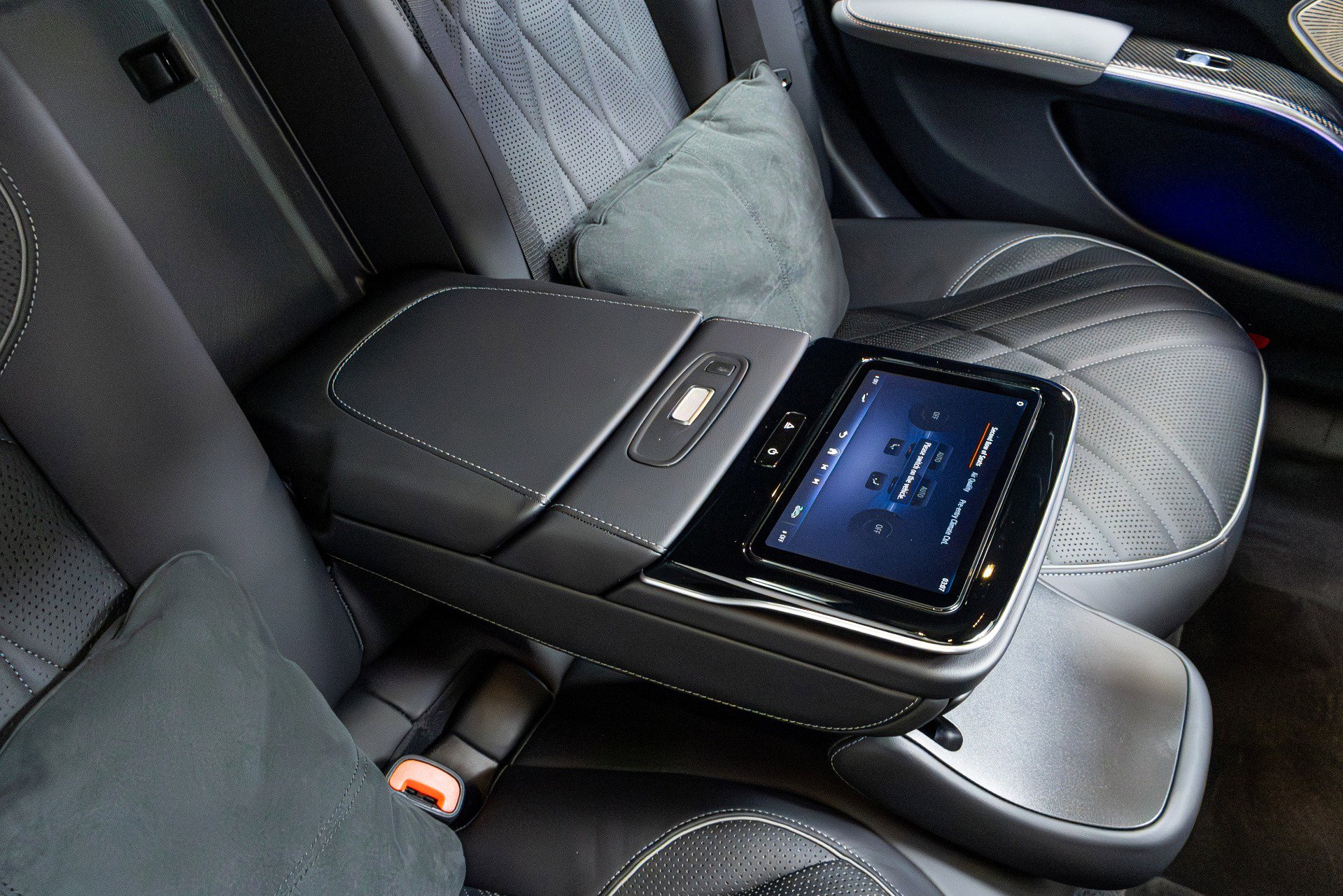 Used 2023 Mercedes-Benz EQS AMG 4MATIC image 31