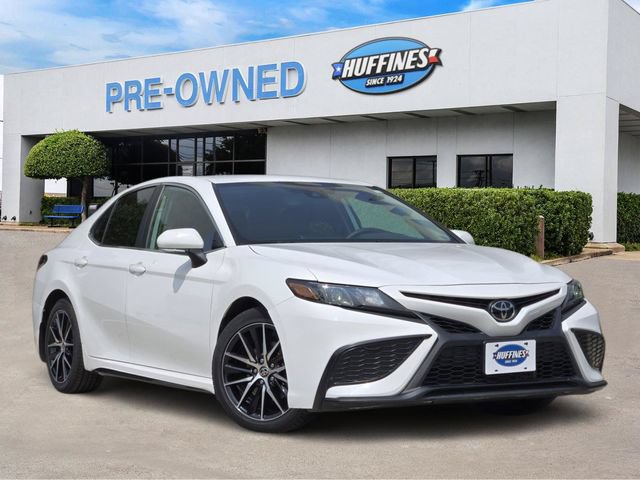 Used 2023 Toyota Camry SE