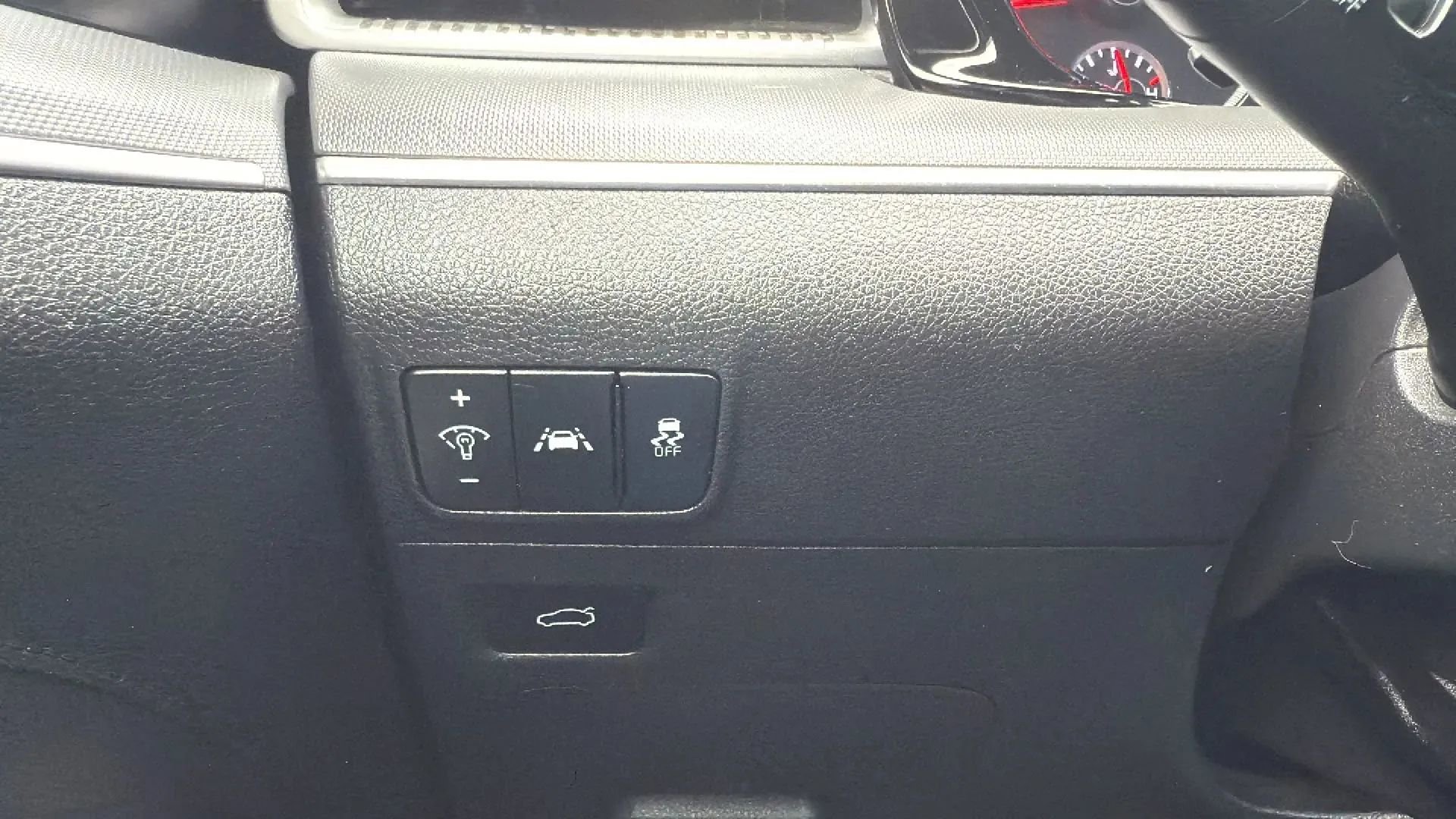 Used 2022 Kia K5 GT-Line FWD image 15