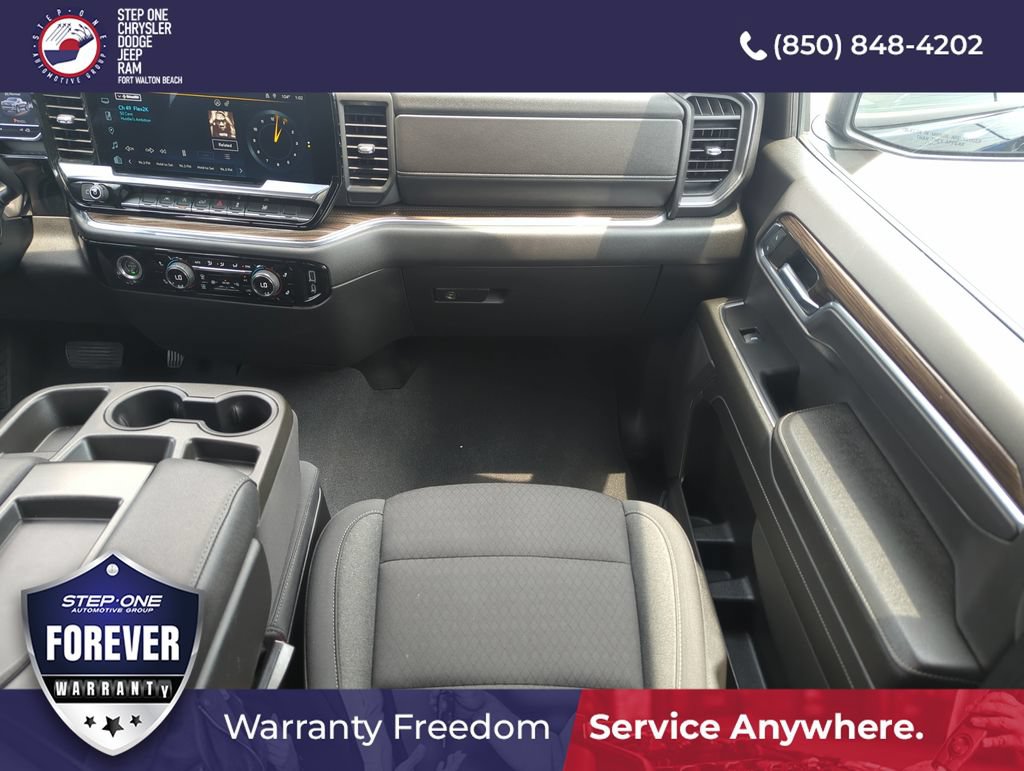Used 2023 Chevrolet Silverado 1500 LT AWD/4WD image 15