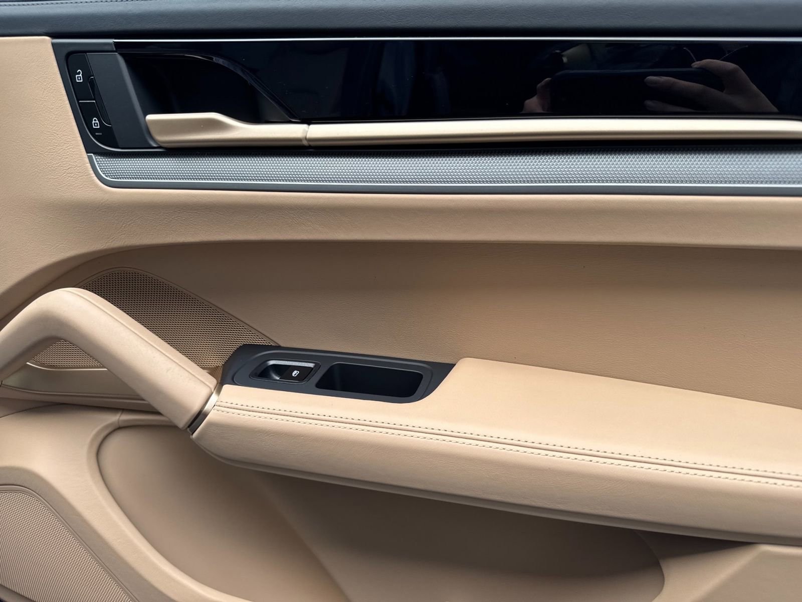 New 2026 Porsche Cayenne S image 20