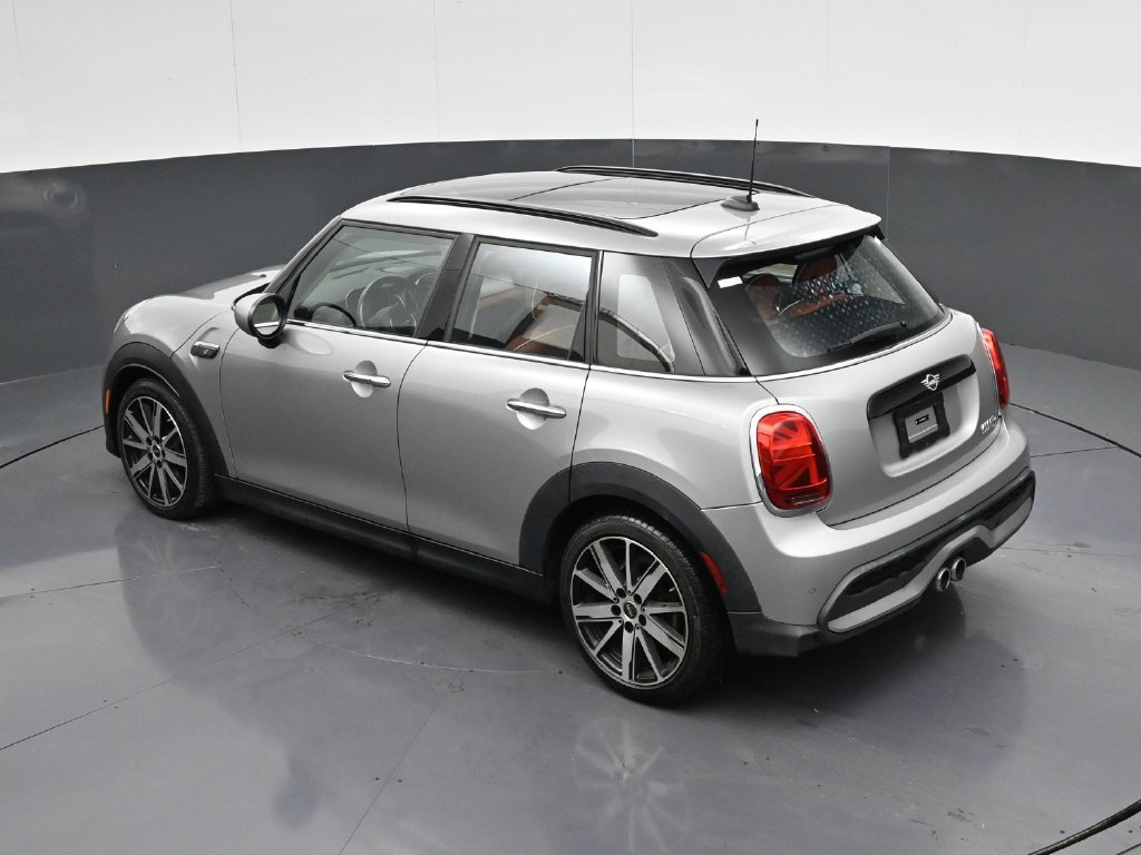 Used 2024 MINI Cooper S w/ Signature Upholstery Package FWD image 16