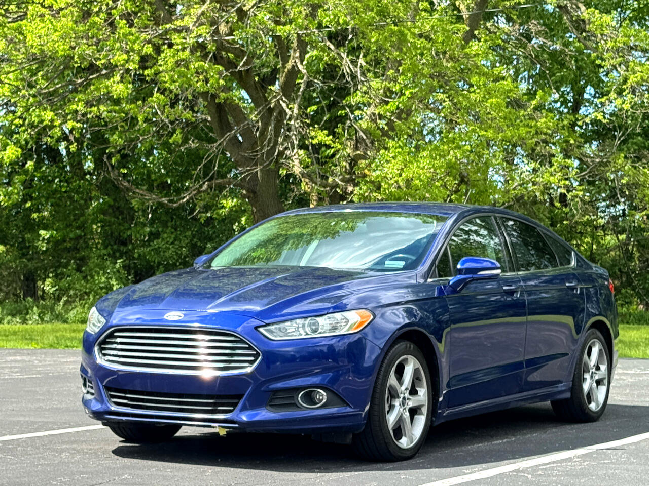 Used 2014 Ford Fusion SE w/ Equipment Group 201A image 4