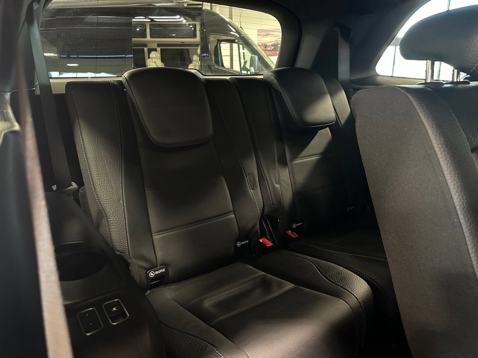 Used 2022 Mercedes-Benz GLS 450 4MATIC image 47