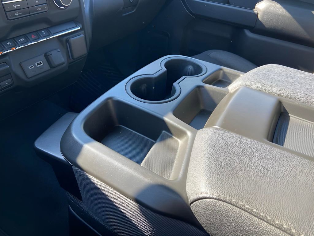 Used 2023 Chevrolet Silverado 1500 Custom image 30
