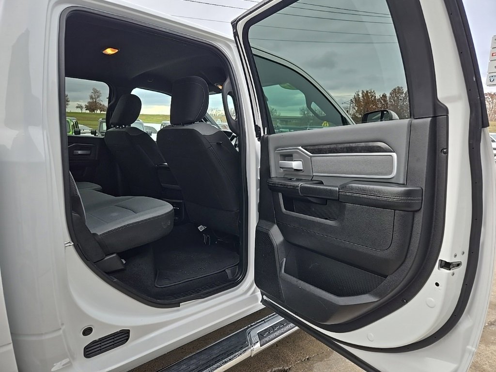 Used 2021 RAM 2500 Big Horn image 81