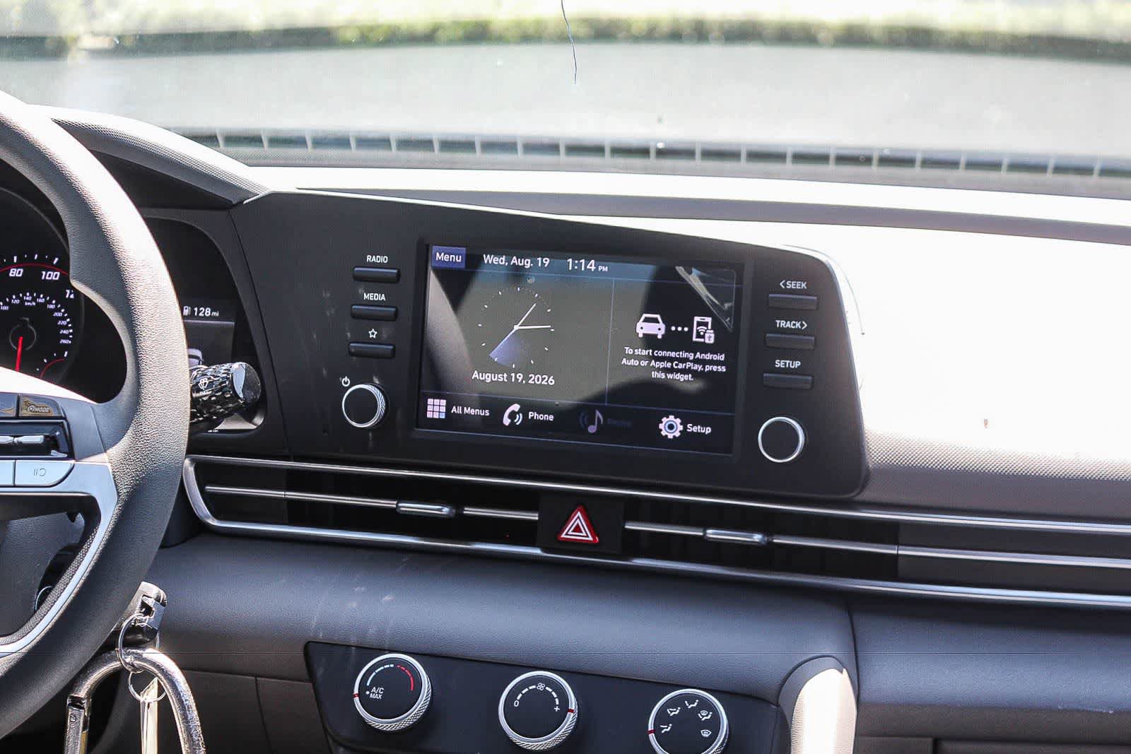 Certified 2023 Hyundai Elantra SE FWD image 18