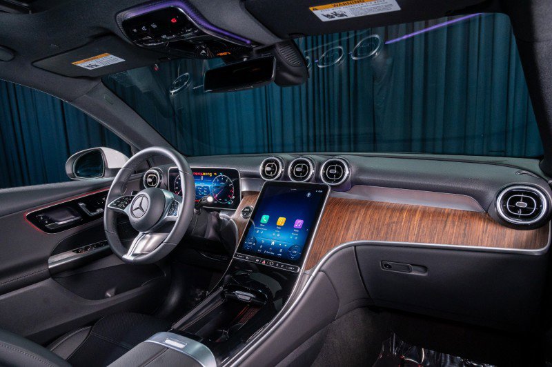 Certified 2026 Mercedes-Benz GLC 300 image 13