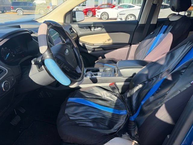 Used 2022 Ford Edge SE w/ Black Appearance Package AWD/4WD image 9