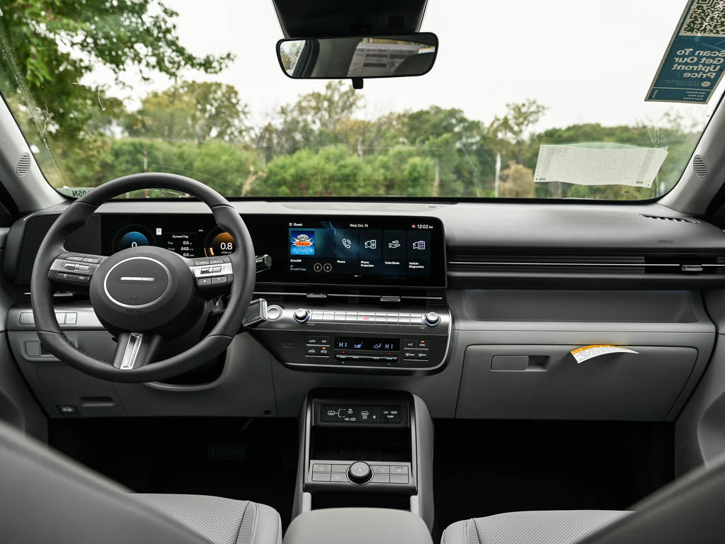 New 2026 Hyundai Kona SEL Premium image 15