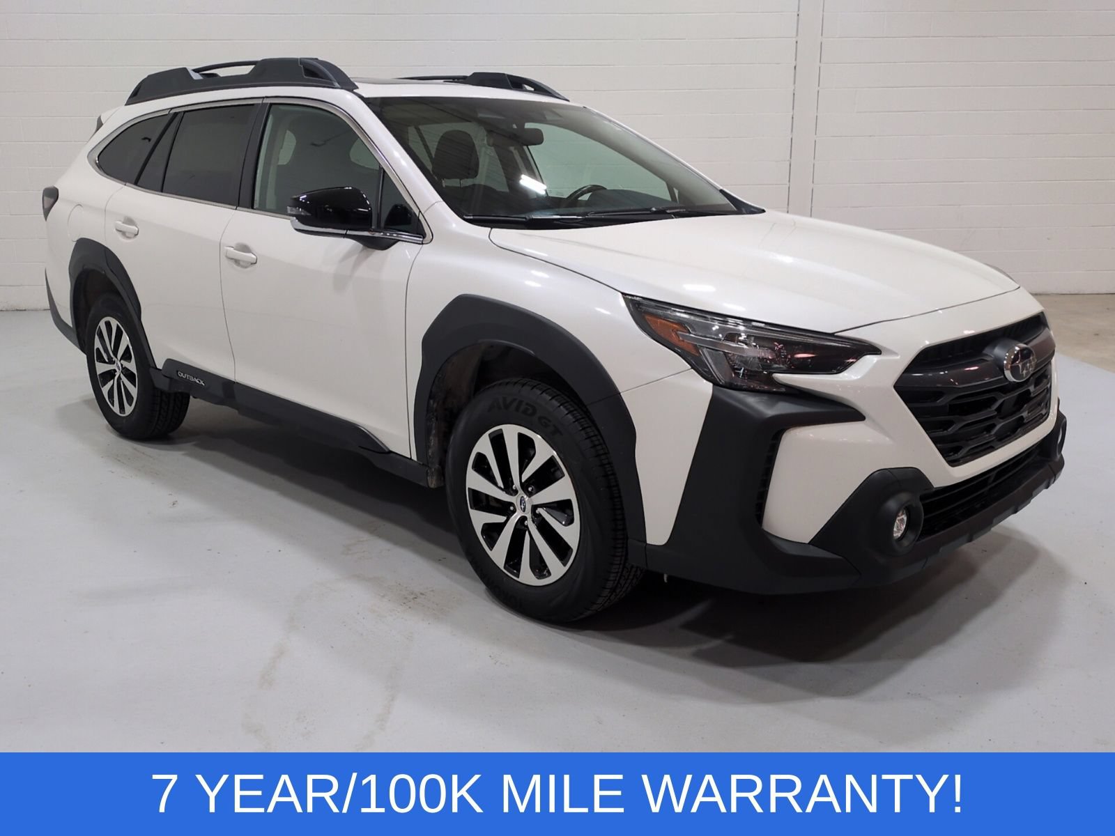 Certified 2024 Subaru Outback Premium AWD/4WD image 1
