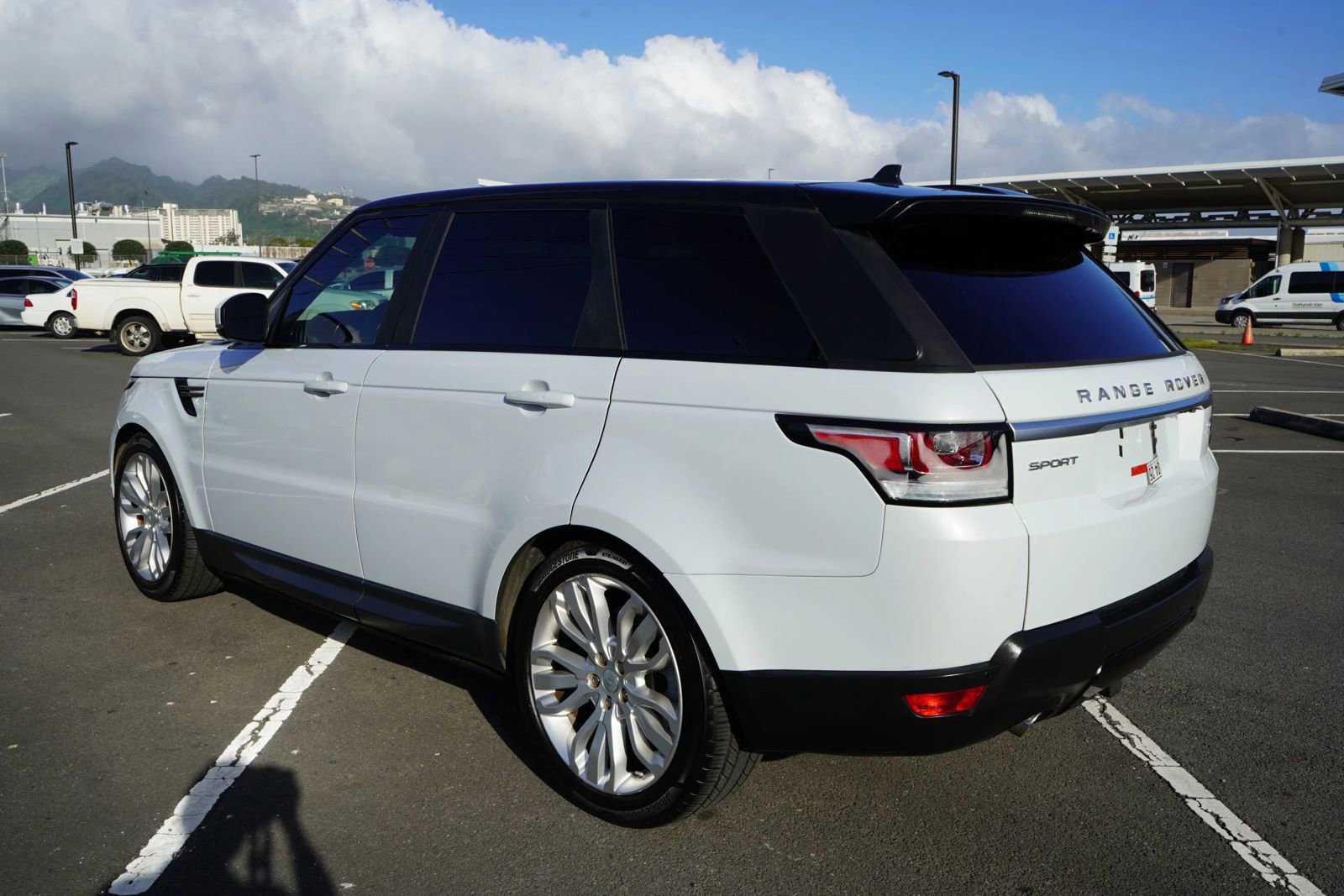 Used 2016 Land Rover Range Rover Sport SE image 24