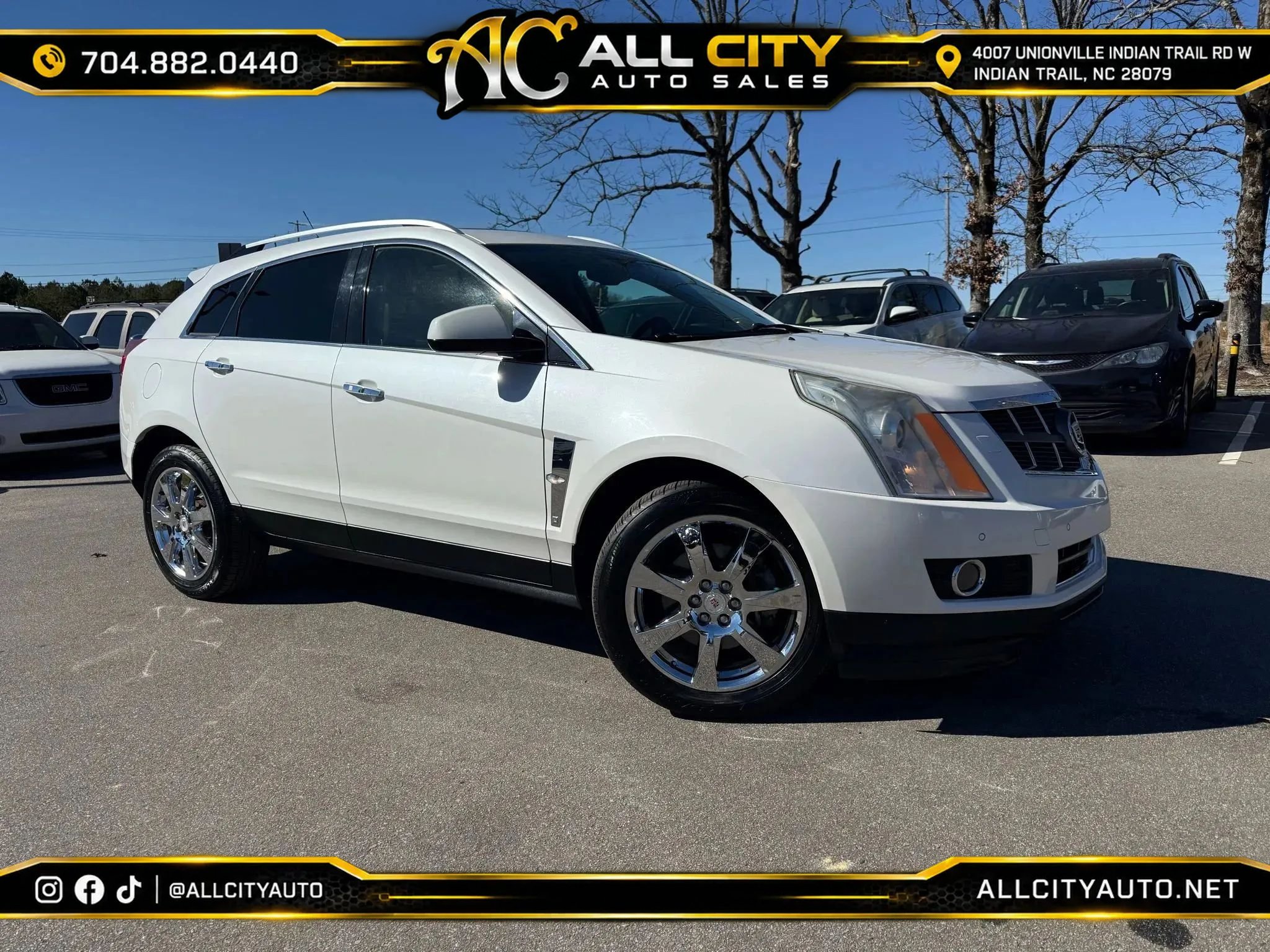 Used 2010 Cadillac SRX Premium FWD image 1