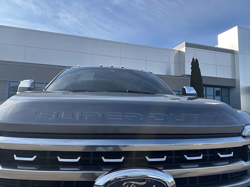 Used 2024 Ford F350 Platinum image 10