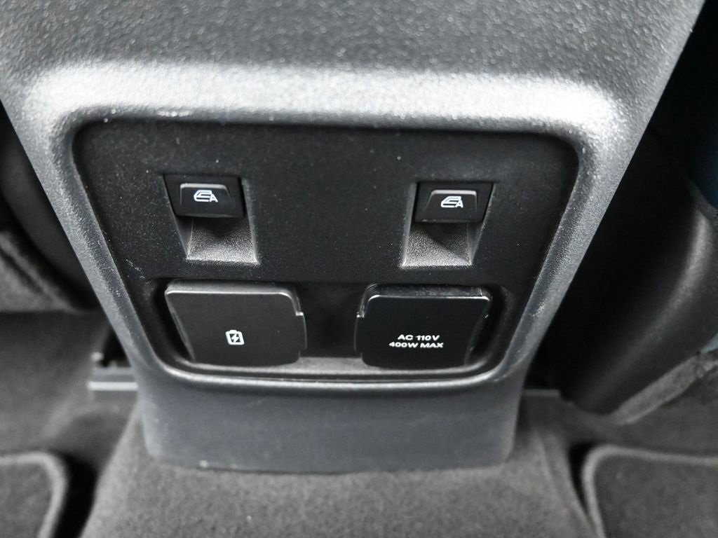 Used 2023 Ford Bronco Outer Banks image 14