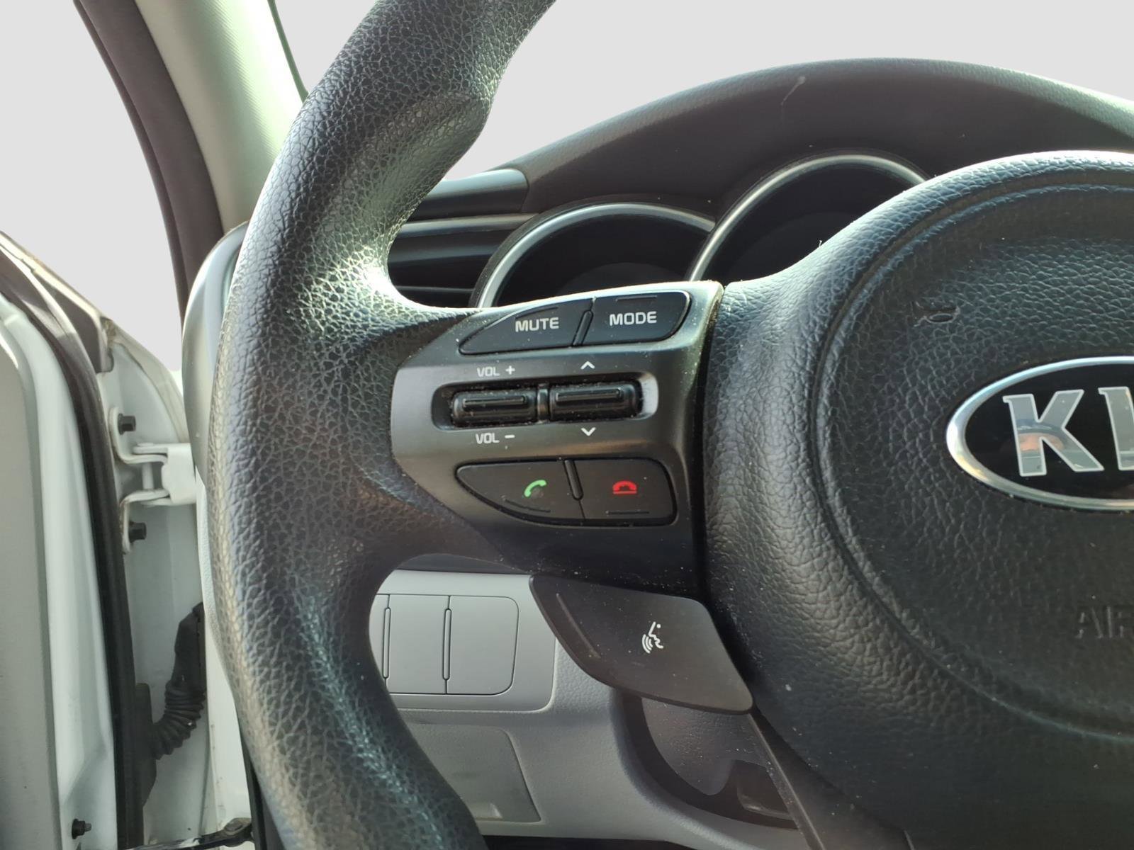 Used 2015 Kia Optima LX w/ LX Convenience Plus Package image 16