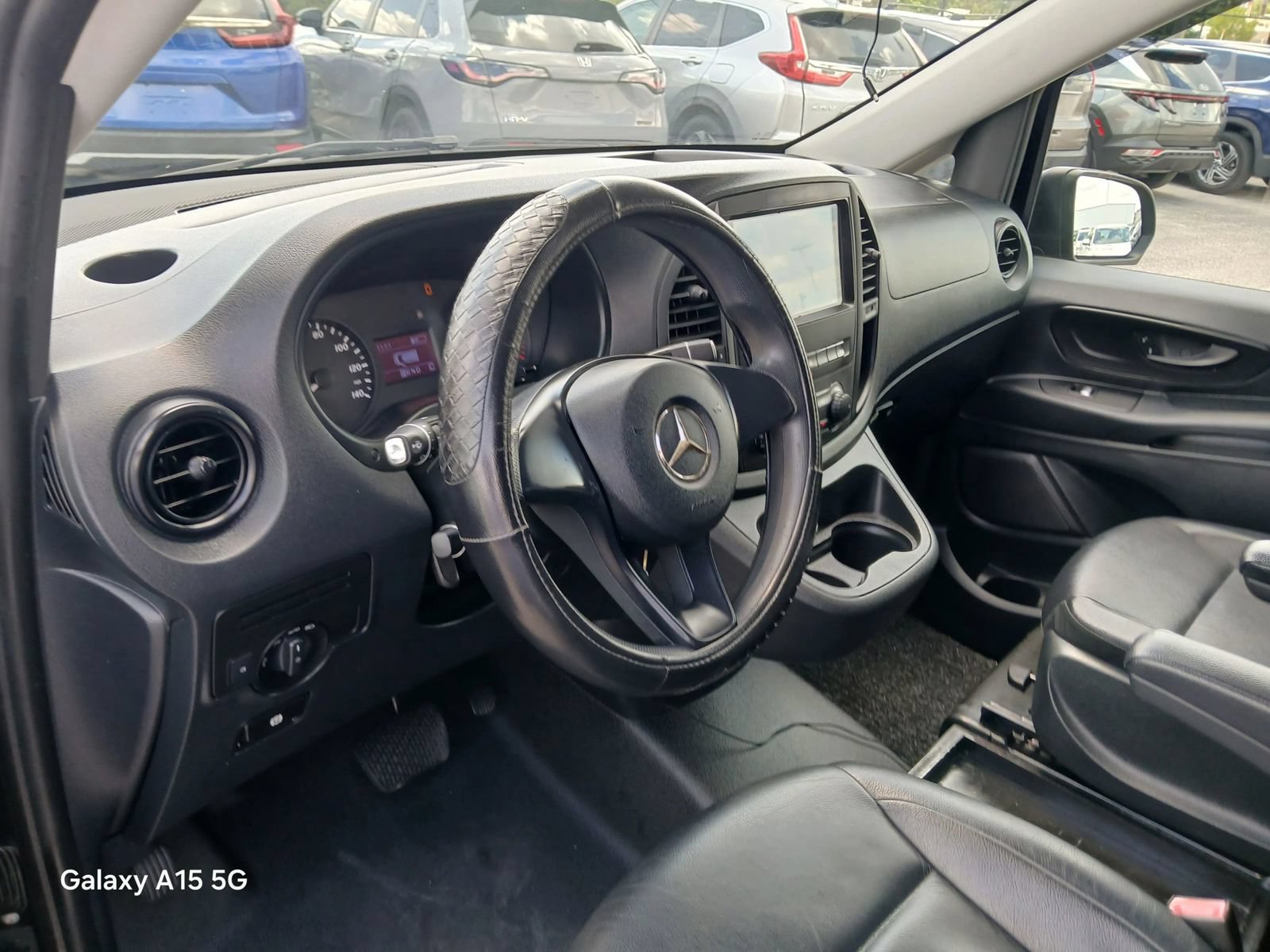 Used 2017 Mercedes-Benz Metris Passenger image 7
