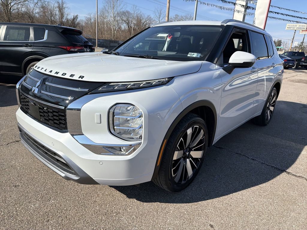 New 2026 Mitsubishi Outlander SEL image 9