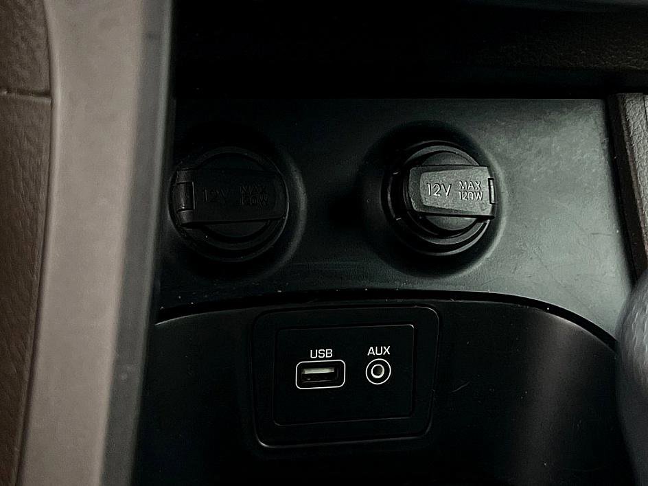 Used 2017 Hyundai Santa Fe Sport image 14