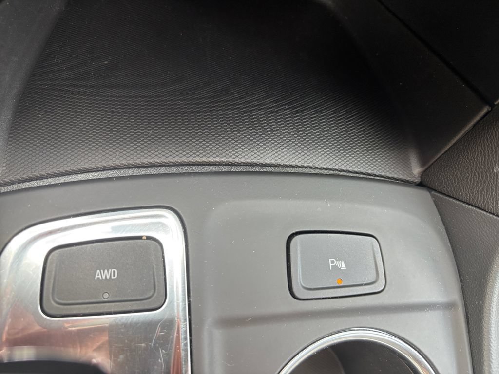 Used 2024 Chevrolet Equinox LT AWD/4WD image 22