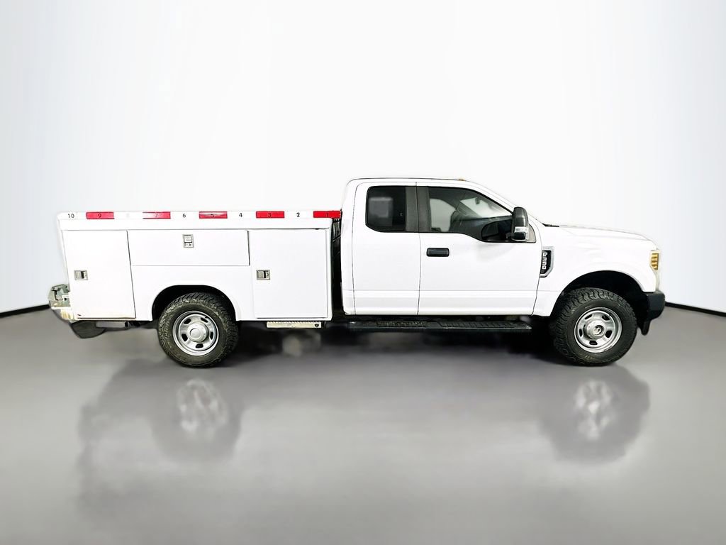Used 2019 Ford F350 XL w/ Power Equipment Group image 8