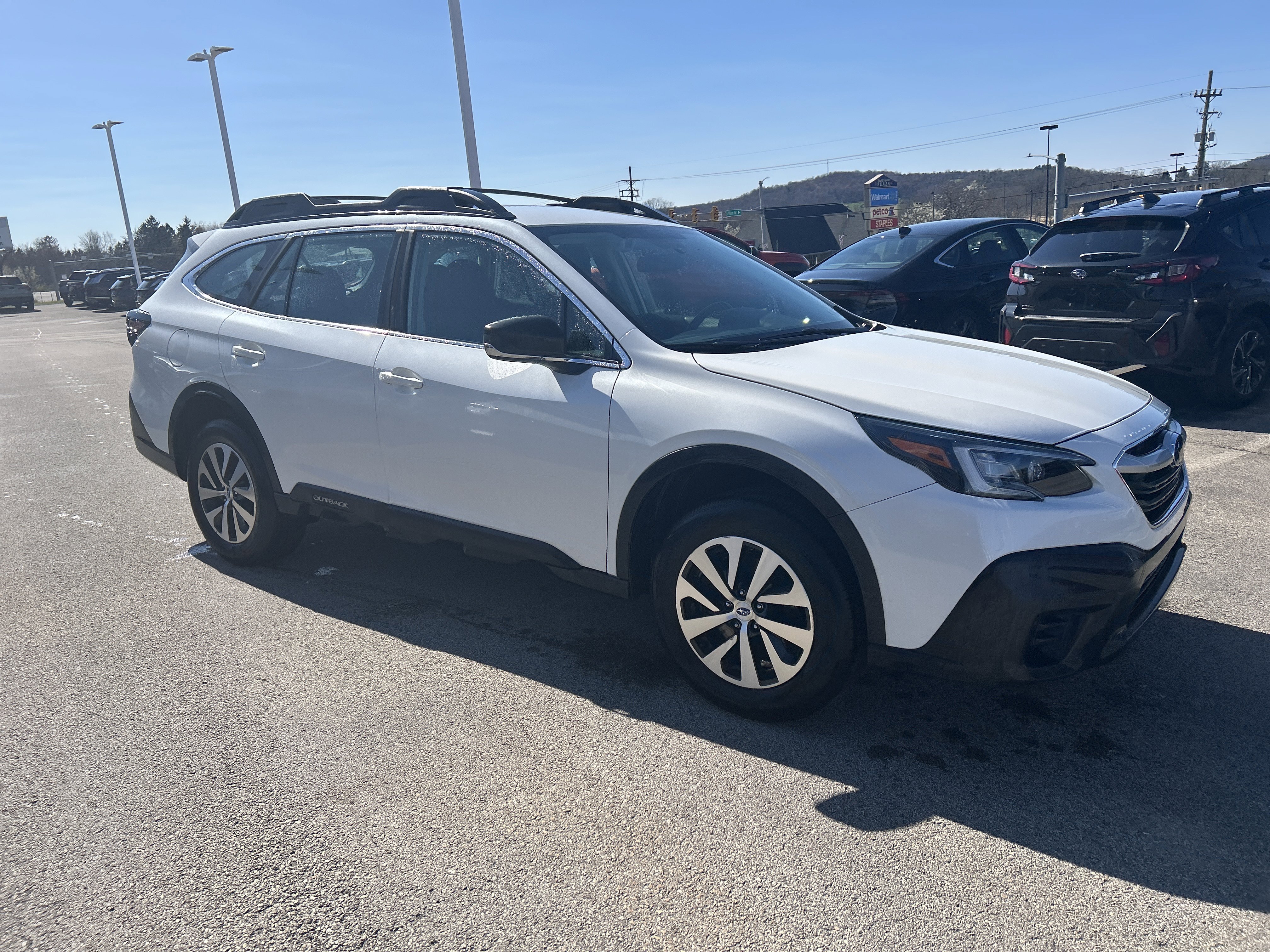 Used 2021 Subaru Outback 2.5i AWD/4WD image 2