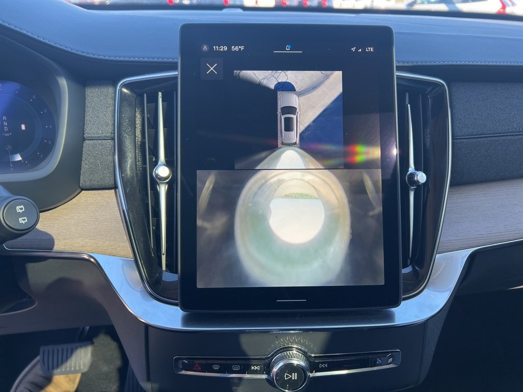 Certified 2025 Volvo XC90 B5 Plus image 22