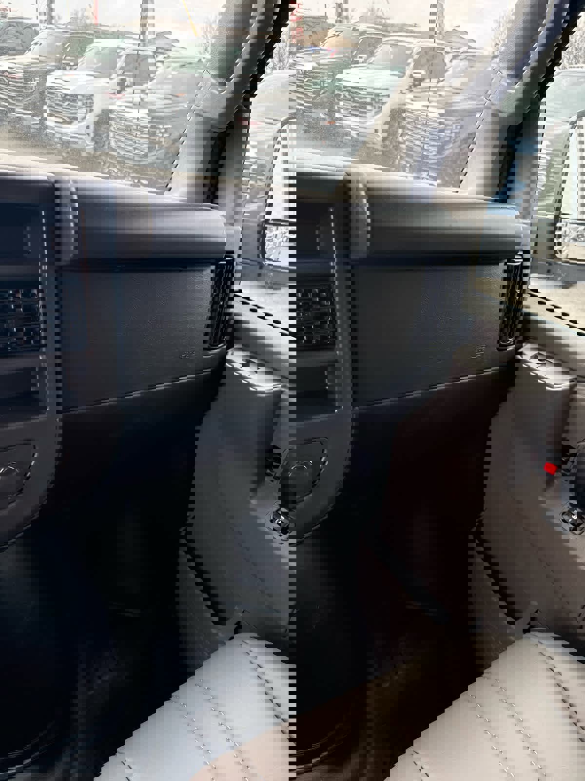 New 2025 GMC Savana 2500 w/ Driver Convenience Package image 20