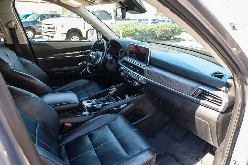Used 2021 Kia Telluride SX w/ Nightfall Edition Package AWD/4WD image 15