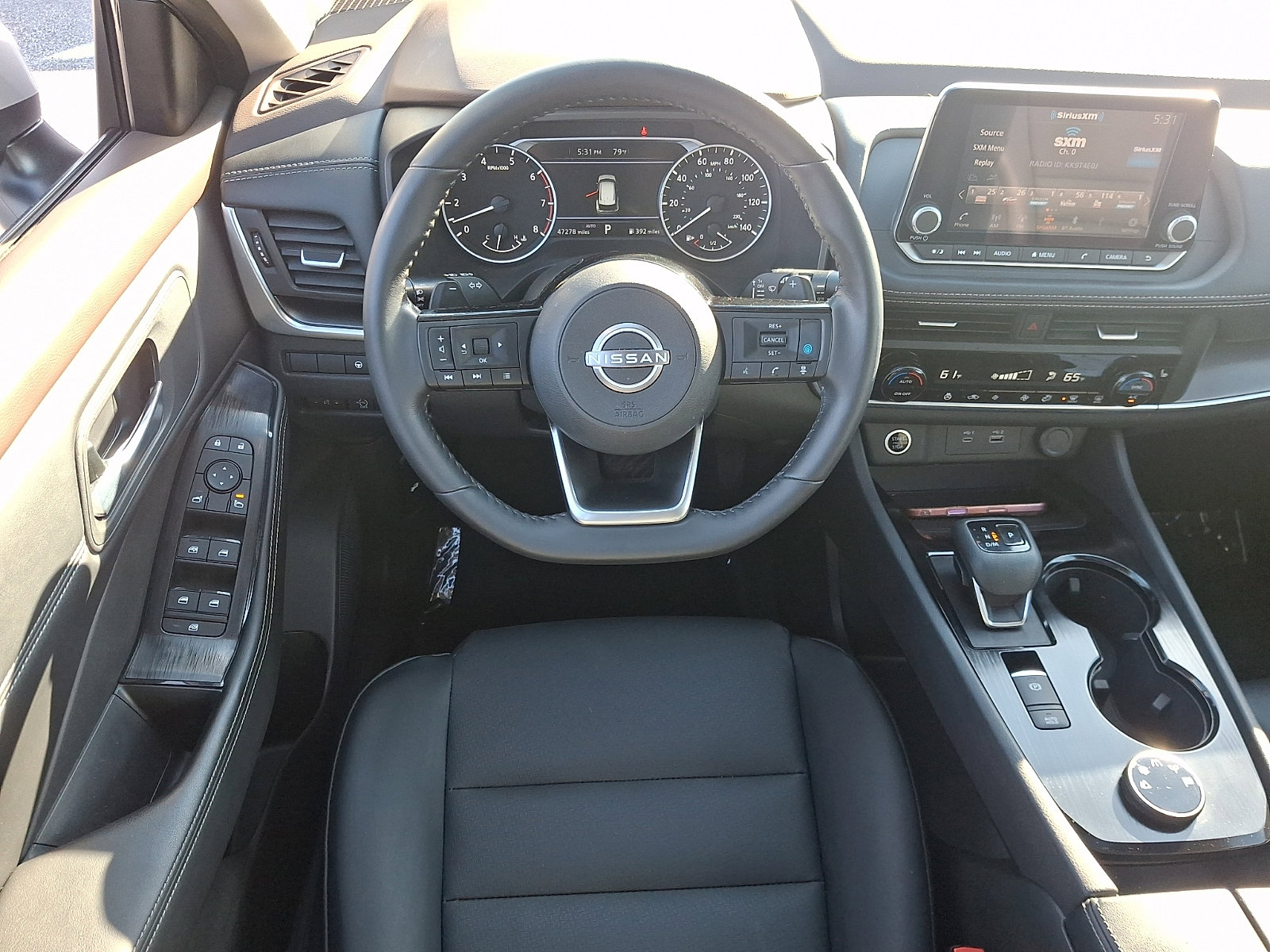 Used 2023 Nissan Rogue SV w/ SV Premium B Package AWD/4WD image 2