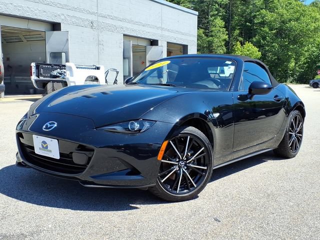 Used 2024 MAZDA MX-5 Miata Grand Touring w/ Weather Package RWD image 29