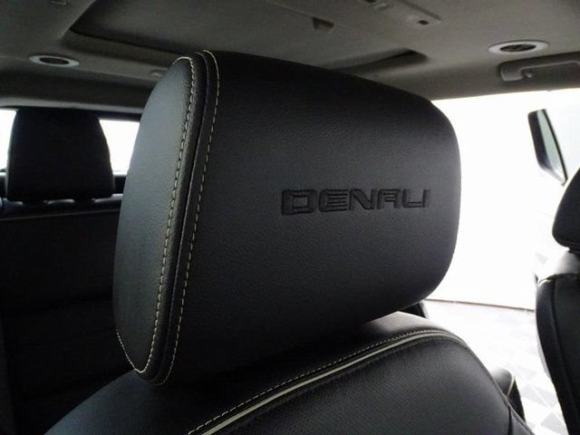 Used 2018 GMC Acadia Denali w/ Technology Package AWD/4WD image 21