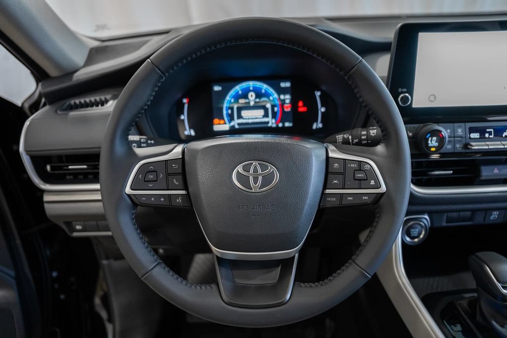 Used 2026 Toyota Grand Highlander AWD image 28