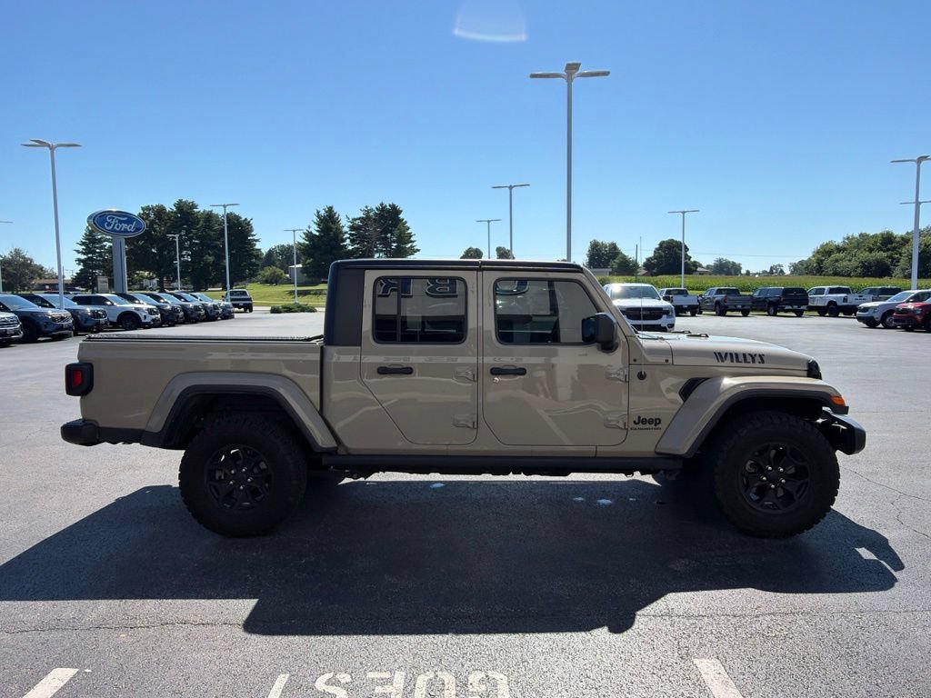 Used 2022 Jeep Gladiator Sport AWD/4WD image 5