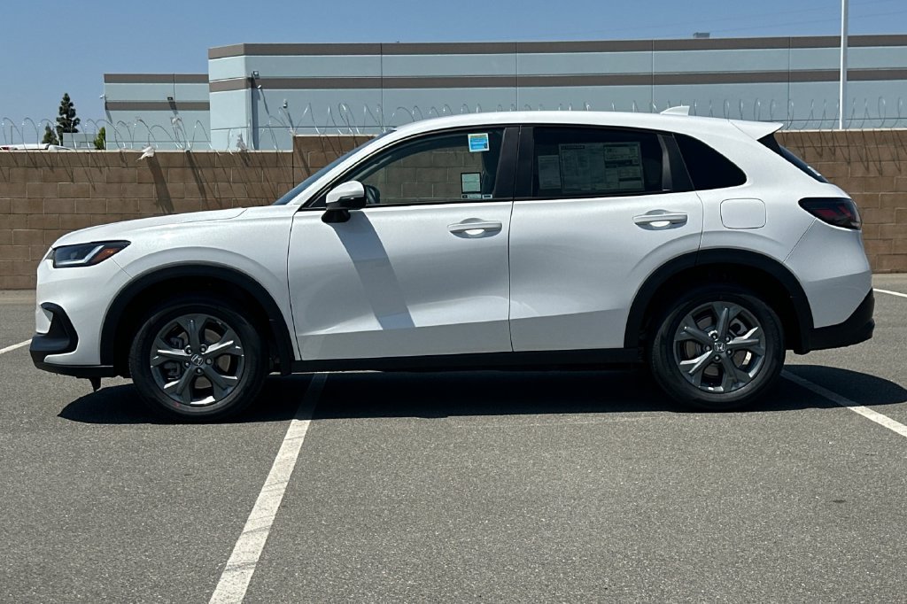 New 2027 Honda HR-V LX image 7