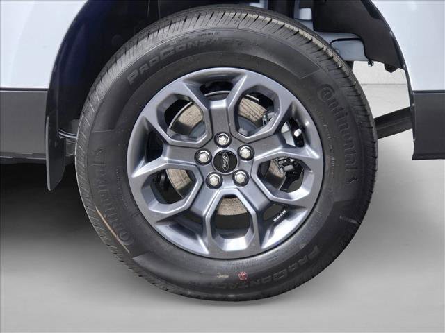 New 2025 Ford Maverick XLT w/ XLT Luxury Package image 9