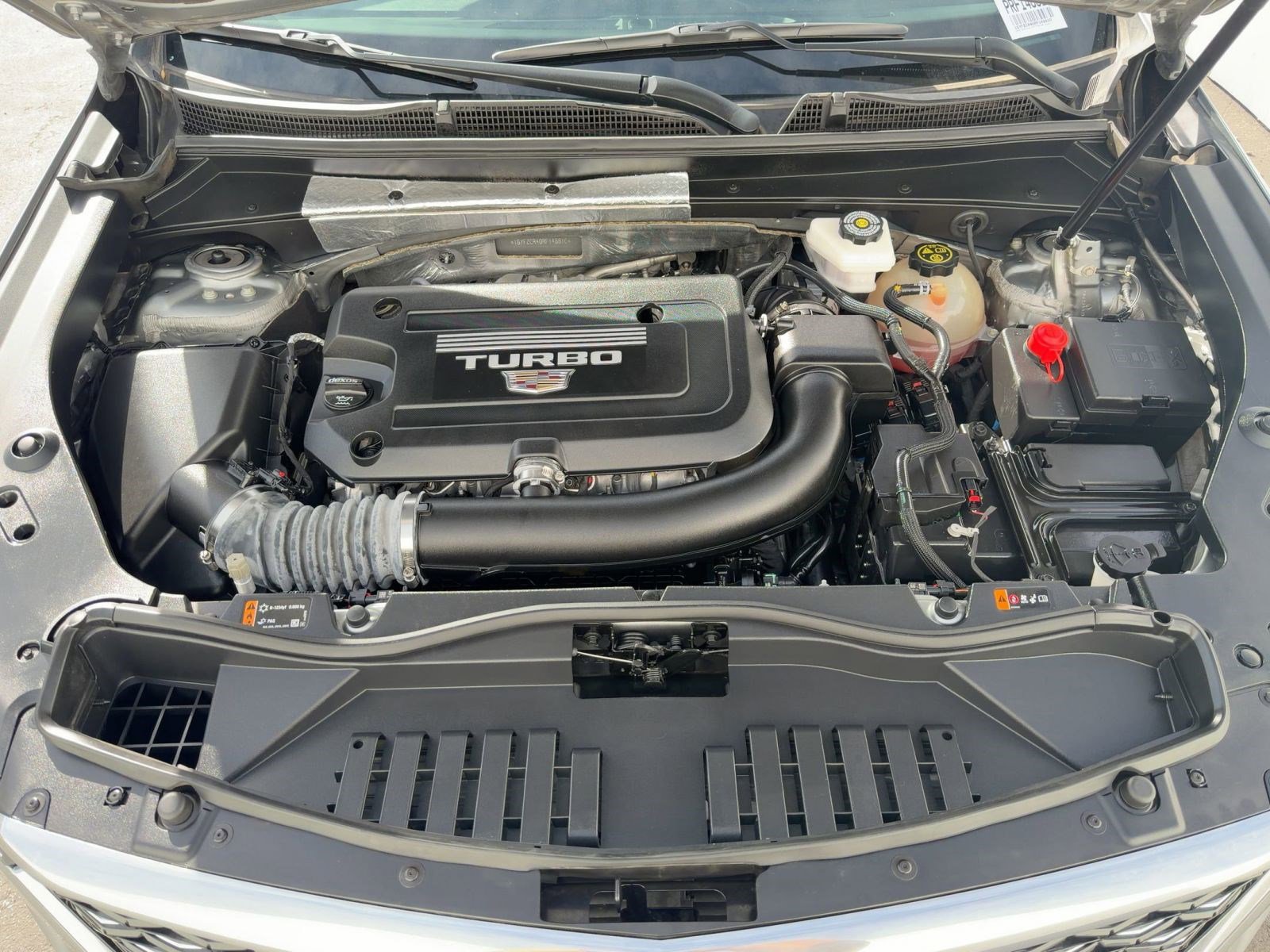 Certified 2024 Cadillac XT4 Premium Luxury image 30