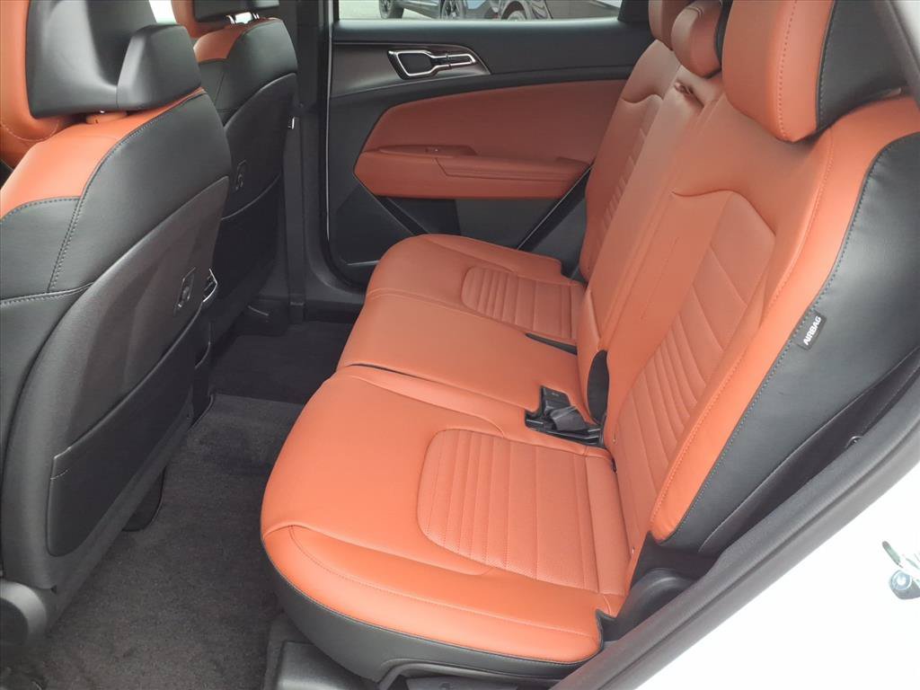 New 2026 Kia Sportage SX FWD image 12