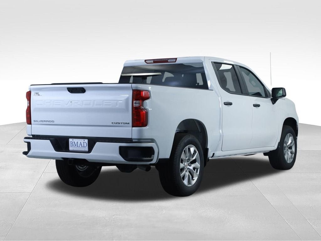 New 2026 Chevrolet Silverado 1500 Custom RWD image 14