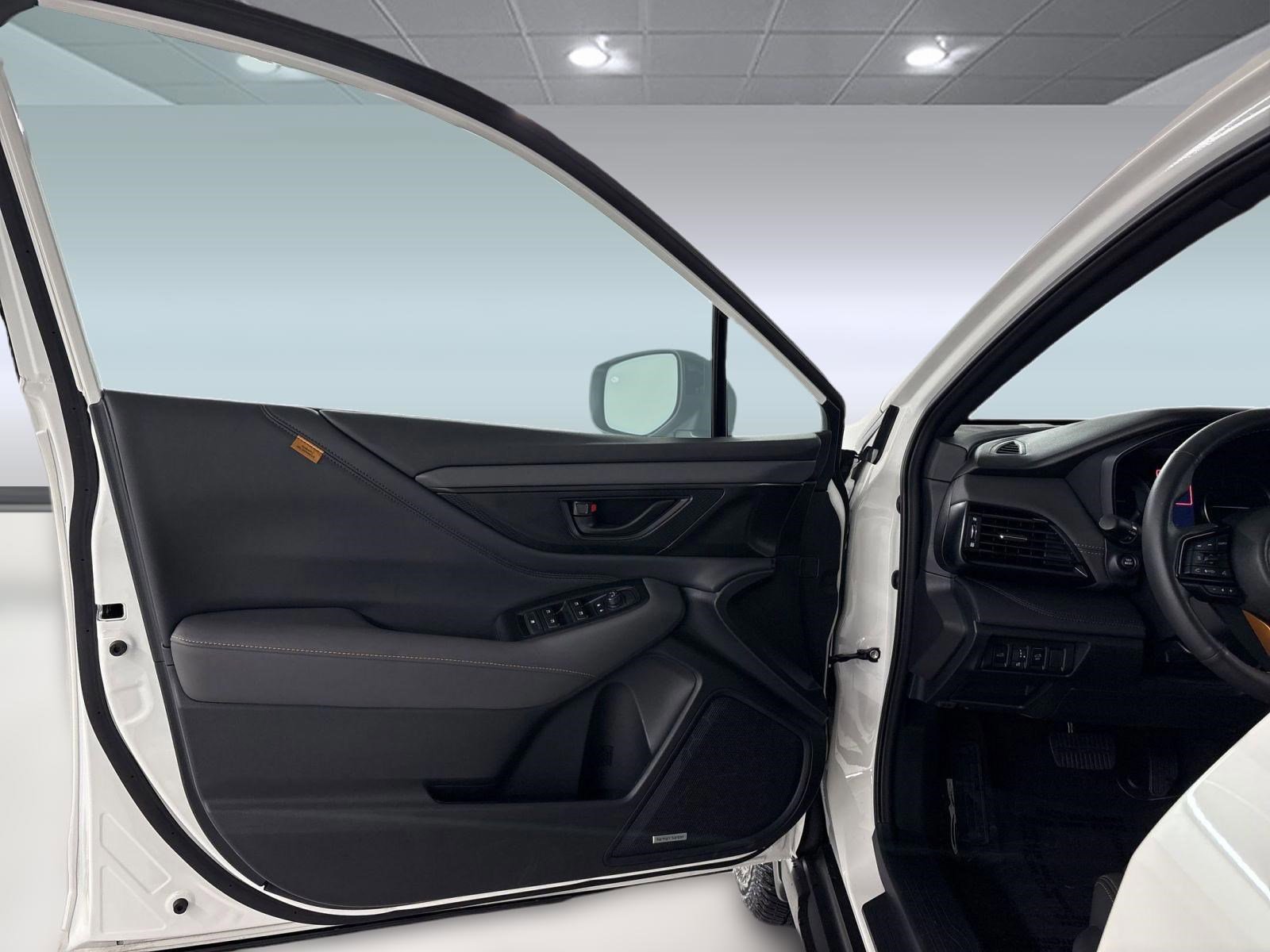 Used 2025 Subaru Outback Wilderness w/ Wilderness Package AWD/4WD image 22