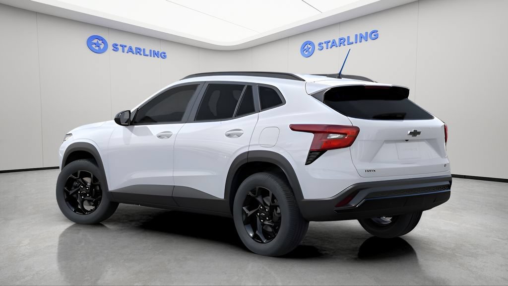 New 2026 Chevrolet Trax LT w/ Driver Confidence Package FWD image 2
