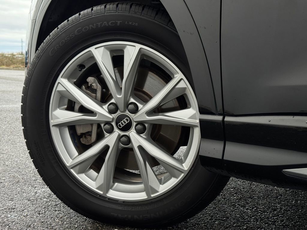 Used 2022 Audi Q3 2.0T Premium w/ Convenience Package image 27