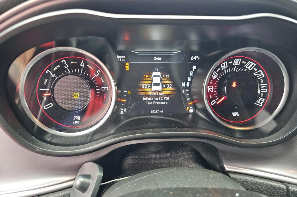 Used 2023 Dodge Challenger GT image 10