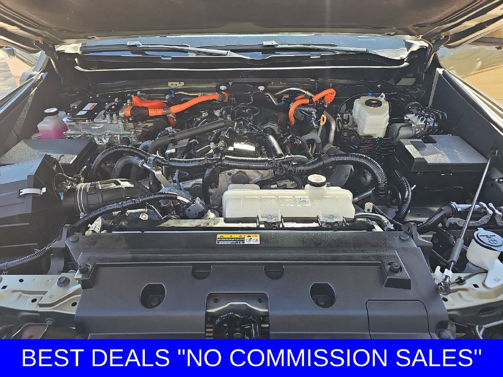 Used 2025 Toyota Tacoma 4x4 Double Cab Hybrid image 30