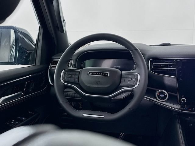 Used 2024 Jeep Wagoneer 4WD w/ Premium Group I image 11