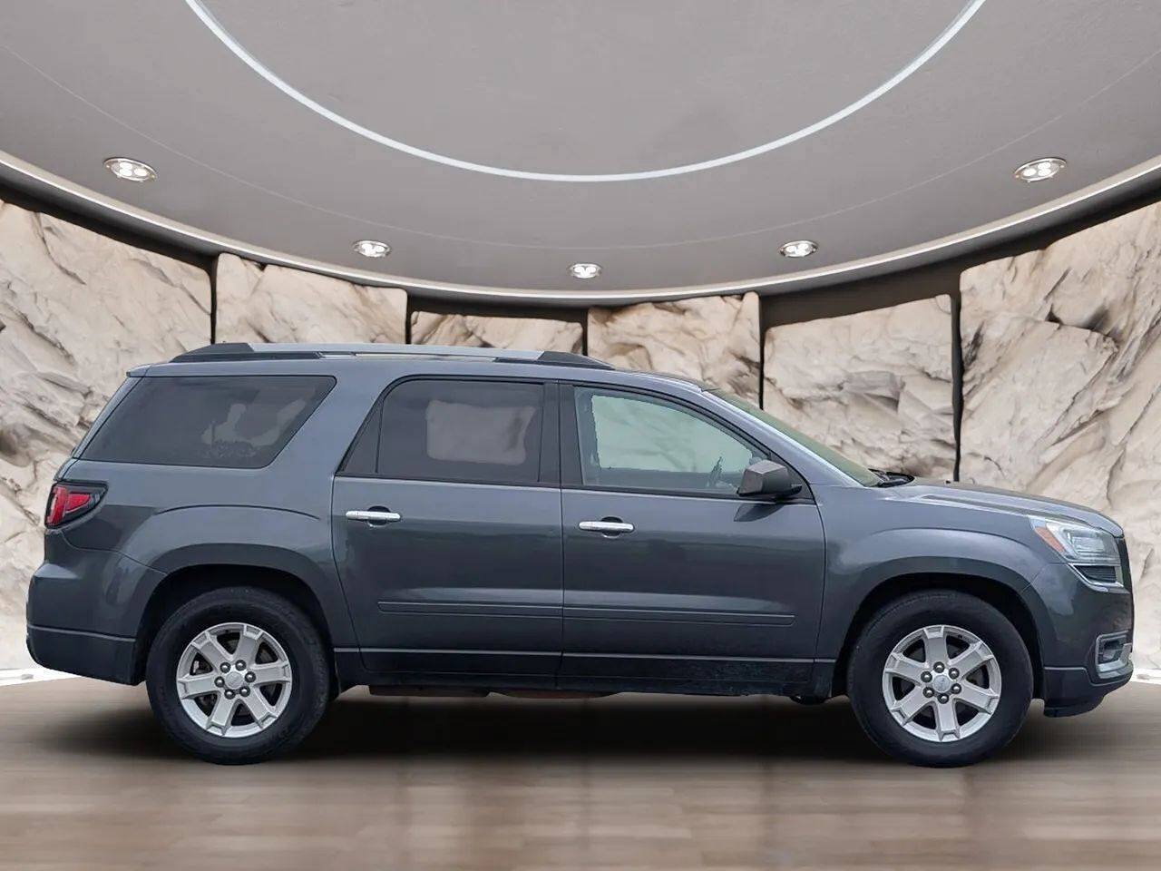 Used 2014 GMC Acadia SLE FWD image 14