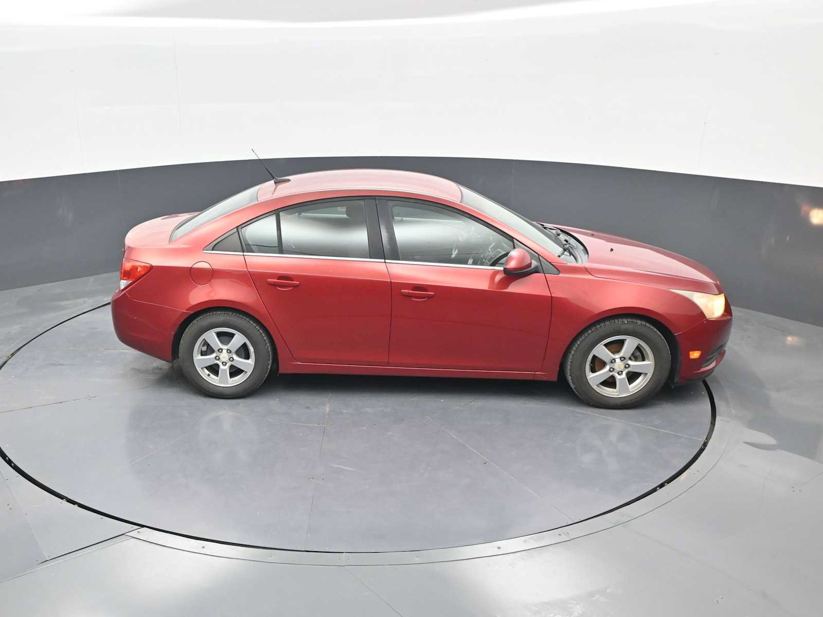 Used 2011 Chevrolet Cruze LT FWD image 30